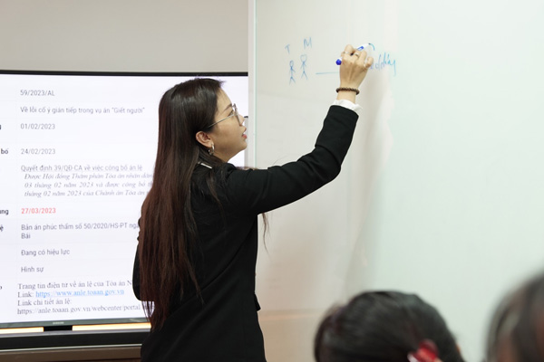 Ngày 26/01 LHLegal tổ chức buổi Training nội bộ với chủ đề các yếu tố lỗi trong pháp luật hình sự