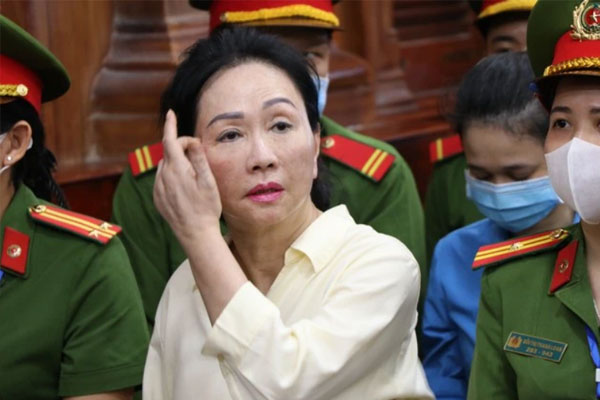 'Núi' tài sản của Trương Mỹ Lan có trả đủ cho SCB?